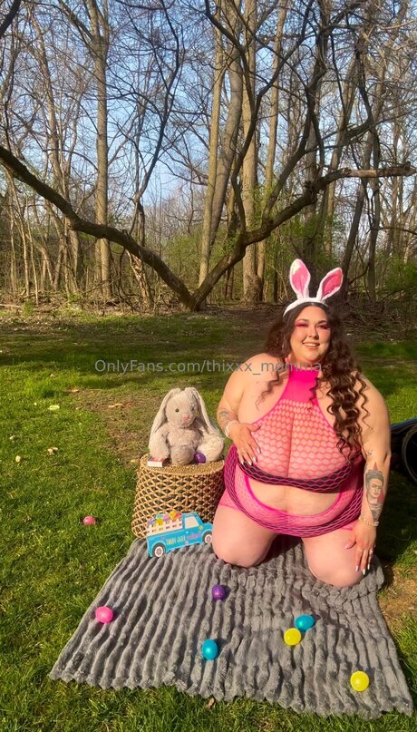 Thixxx Momma beautiful model photo