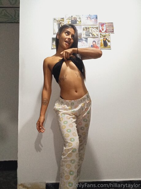 Hillarytaylor model sex pics