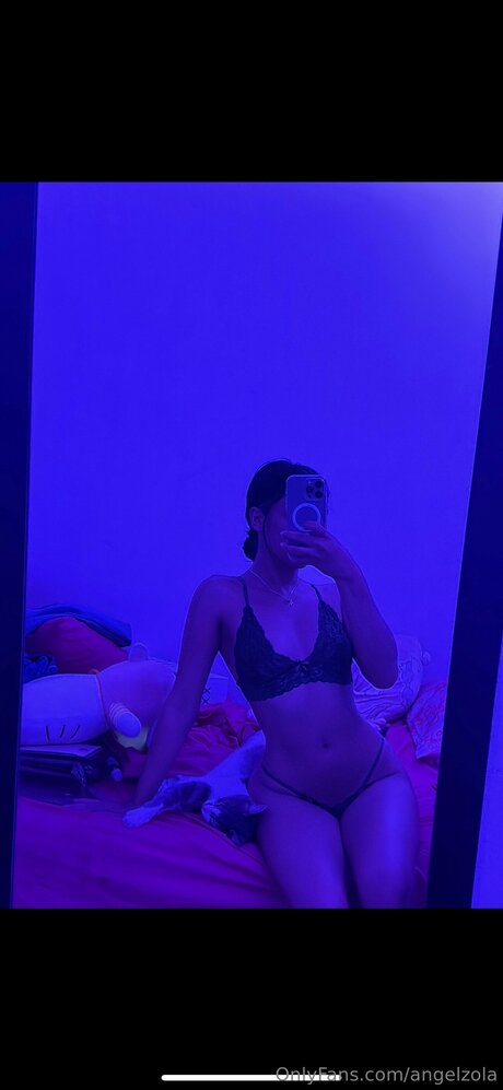 Angelzola pornstar sexy images