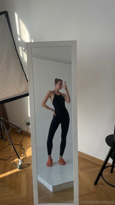 Wishudiana pornstar top images