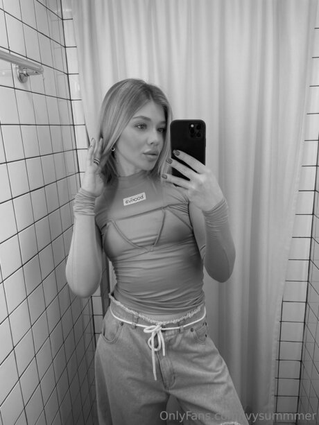 Ivysummmer xxx model img