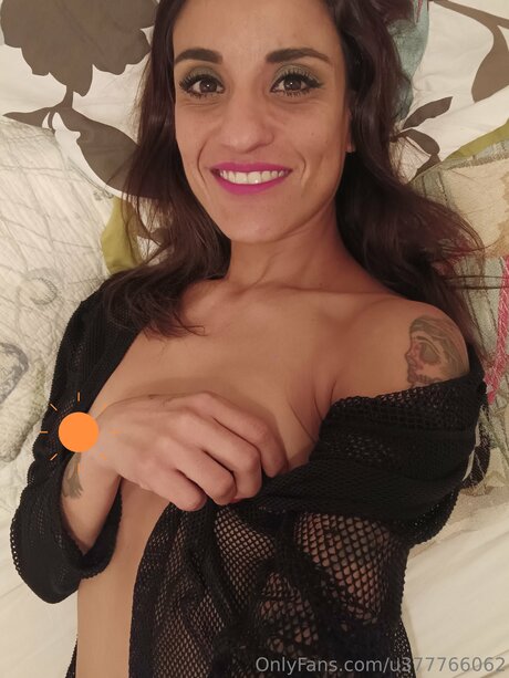 Sexy Frakita erotic star img