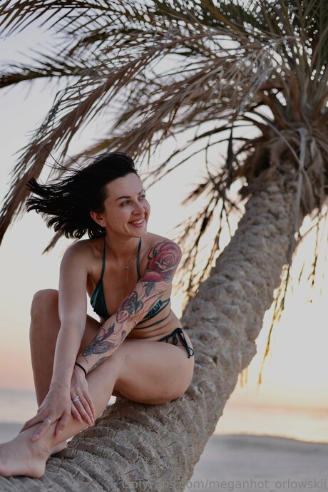 Meganhot Orlowskii model xxx pics