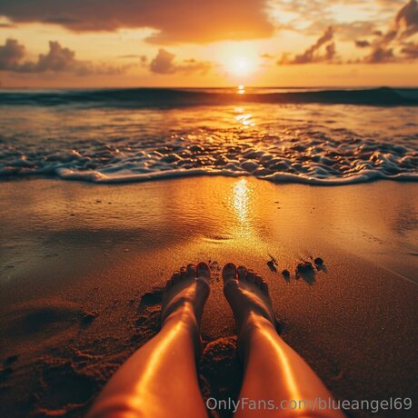 Blueangel69 star naked photo