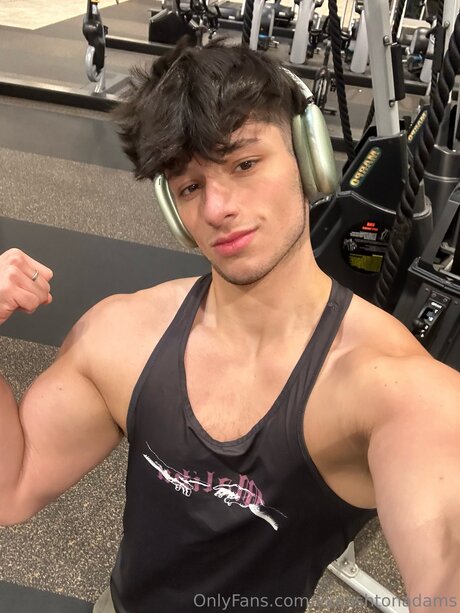 Ashtonadamsx model hd picture