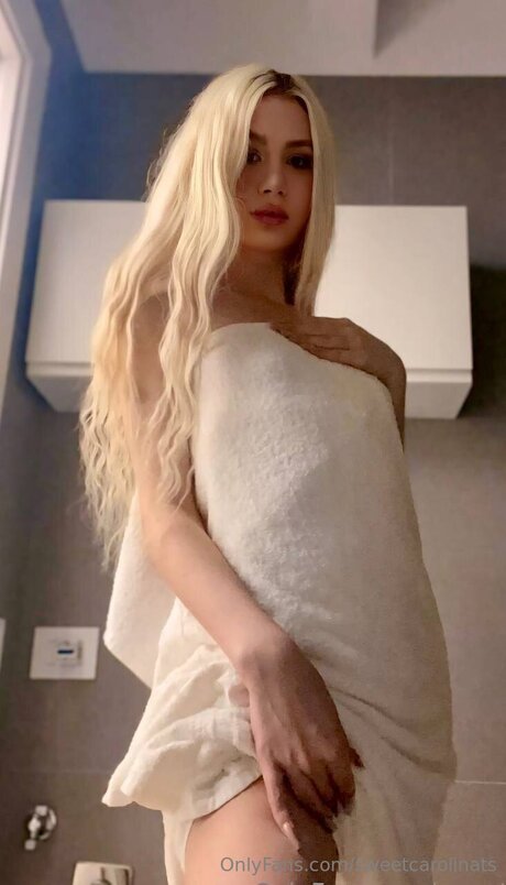 Sweetcarolinats high quality actress pictures