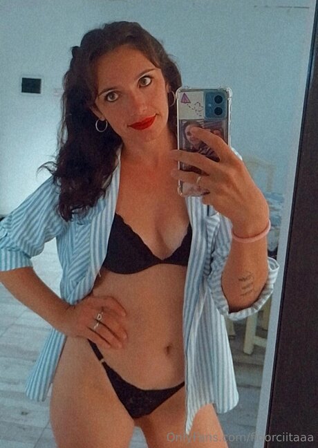 Floorciitaaa model free picture