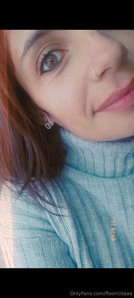 Floorciitaaa star nude picture