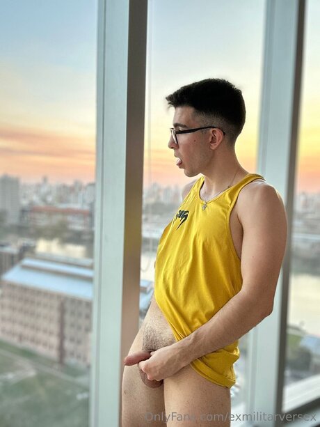 Exmilitarversex hot model archive