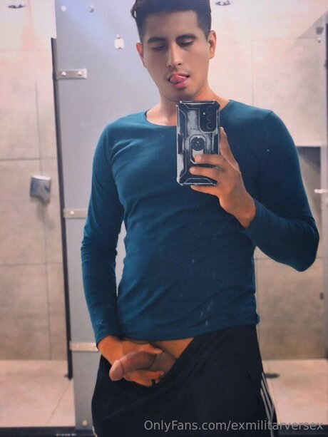 Exmilitarversex model nudes image