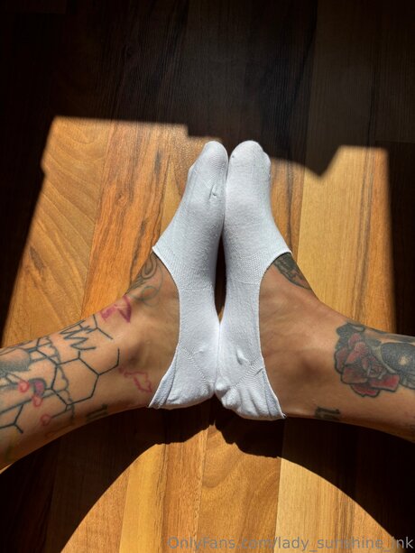 Lady Sunshine Ink high quality actress pic