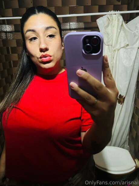 Arisnai nude pornstar picture
