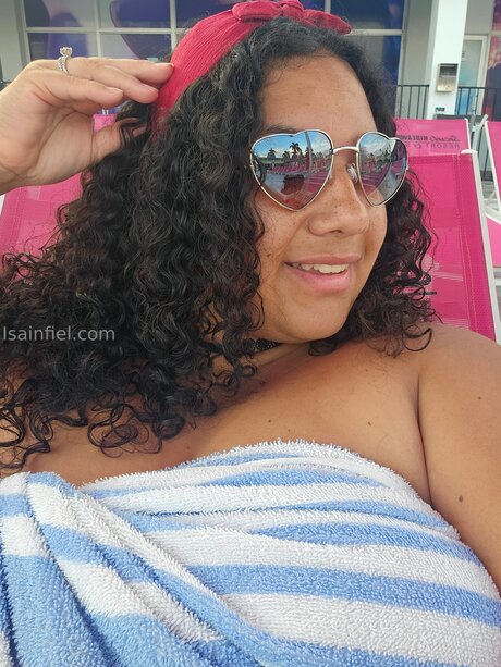 Isabellainfiel high quality star photo