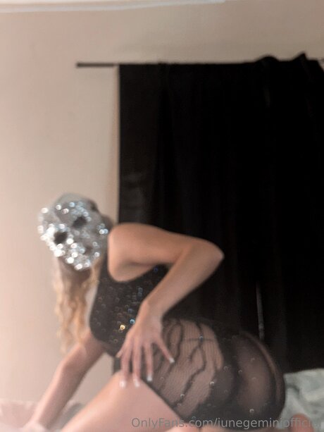 Junegeminiofficial best star picture