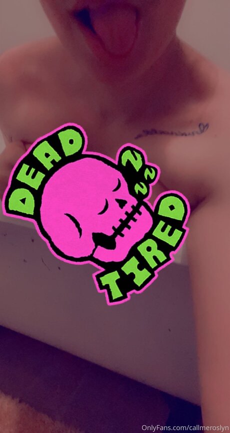 Callmeroslyn hot model pictures