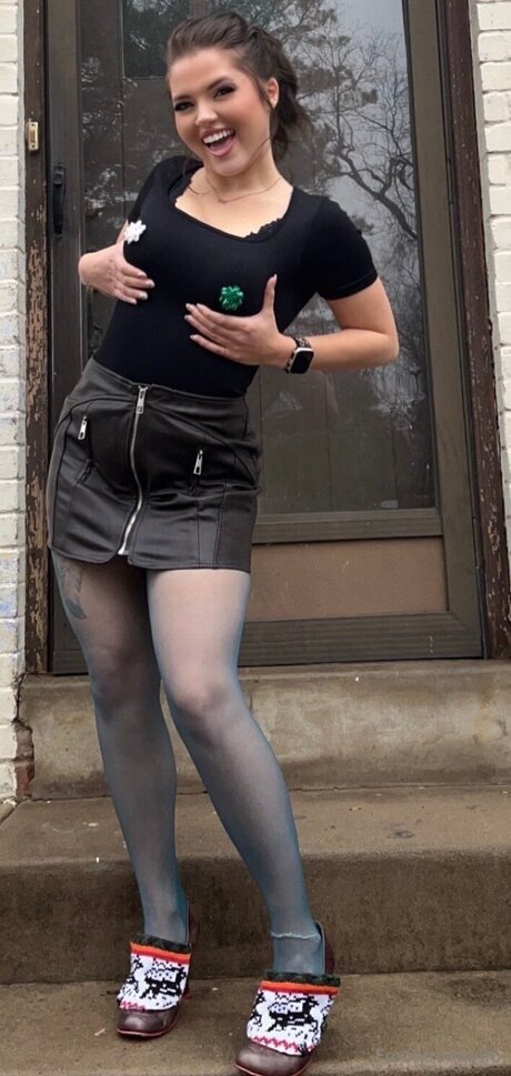 Foxxyroxxy96 model hd picture