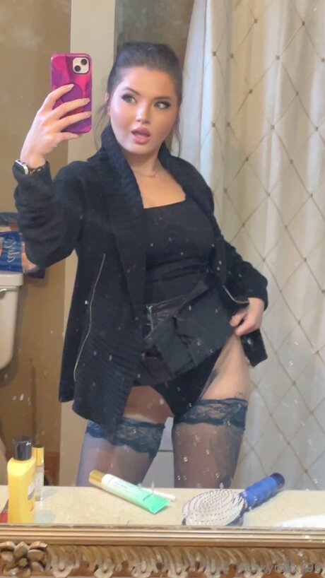 Foxxyroxxy96 sex actress photo