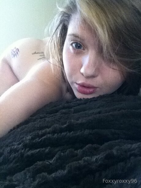 Foxxyroxxy96 perfect star photo