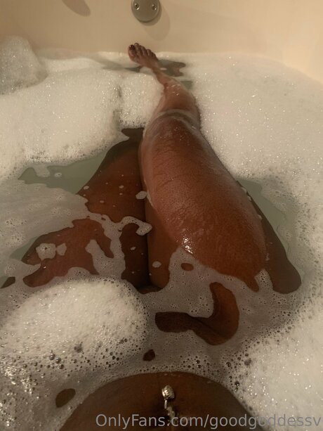 Rightwhereuwantme art model galleries