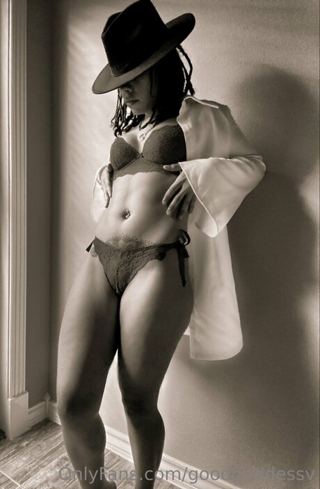 Rightwhereuwantme exclusive actress img