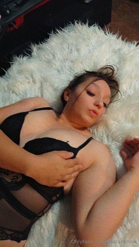 Saarahsnow pornographic star galleries