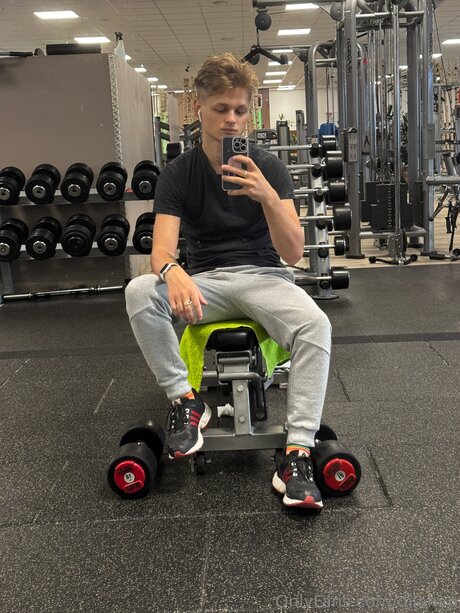 Dilanyn nice model pics