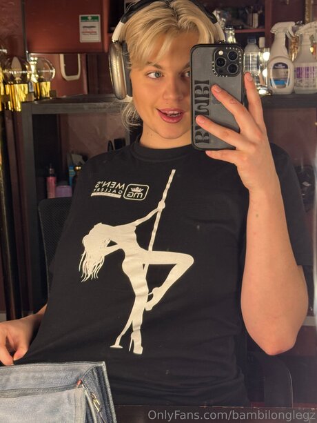 Bambilonglegz xxx model gallery