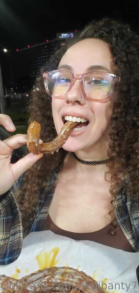 U9317275 beautiful pornstar pic