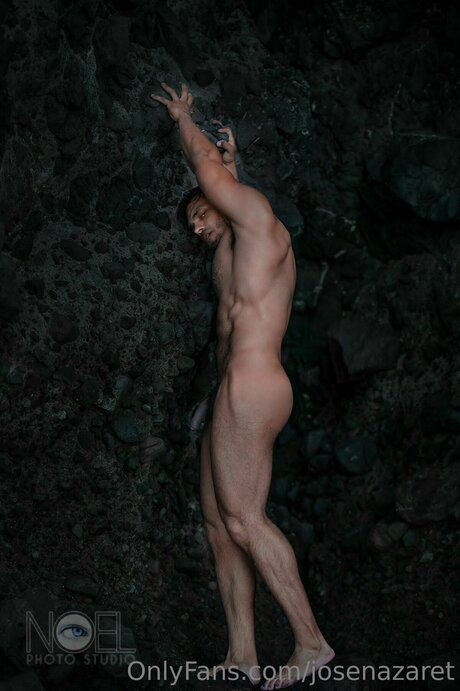 Josenazaret star naked images