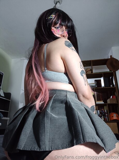 Froggyinthebox sexy star images