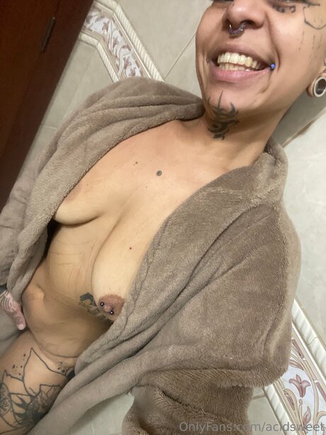 Acidsweet perfect actress photos