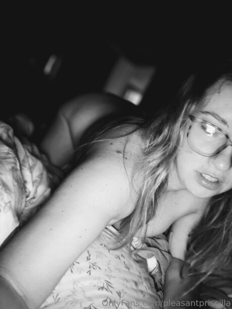 Pleasantpriscilla hot model images