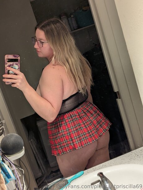 Pleasantpriscilla pornographic star pics