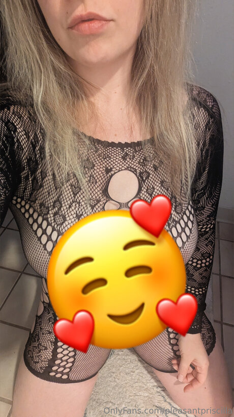 Pleasantpriscilla sexy star pics