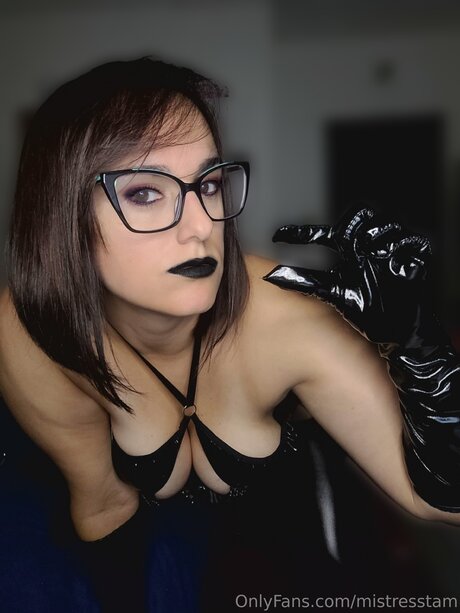 Mistresstam model adult image