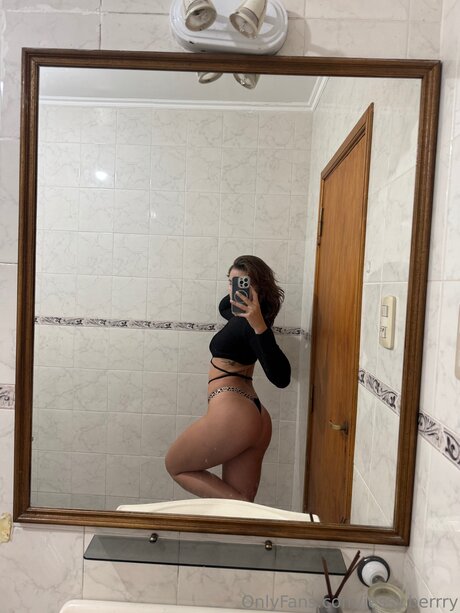 Jessy Berrry porn actress photos