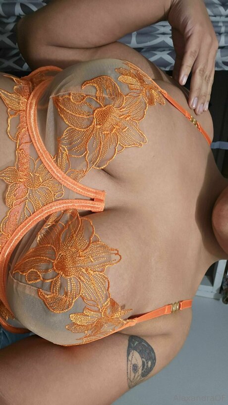 Alexav12 model erotic galleries