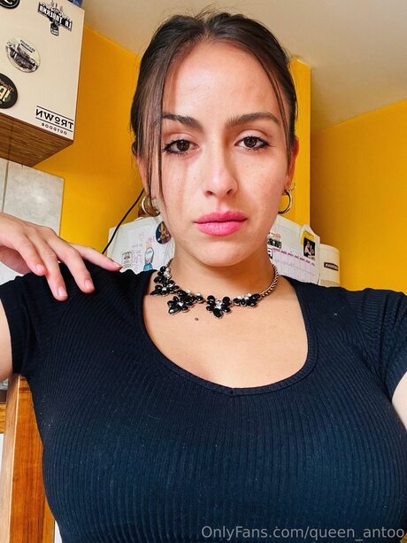 Queen Antoo pornstar beautiful images