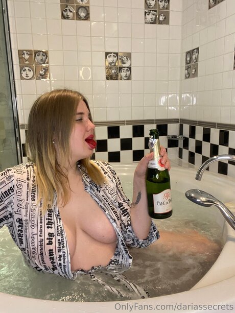 Dariassecrets nudes pornstar pics