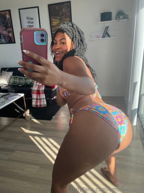 Emorisplashh beautiful actress photos