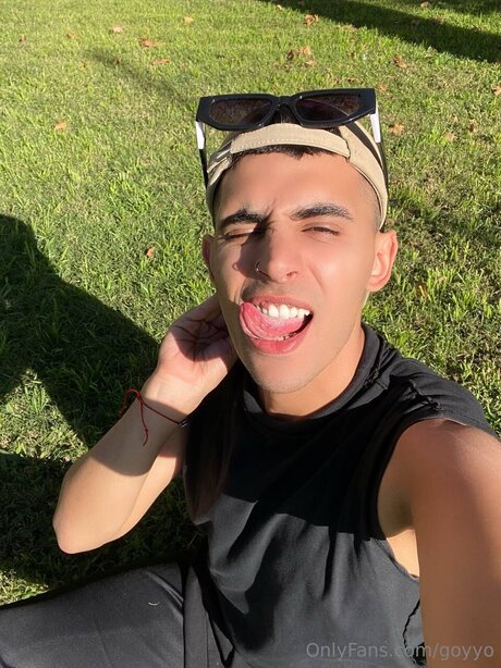 Goyyo erotic actress photo