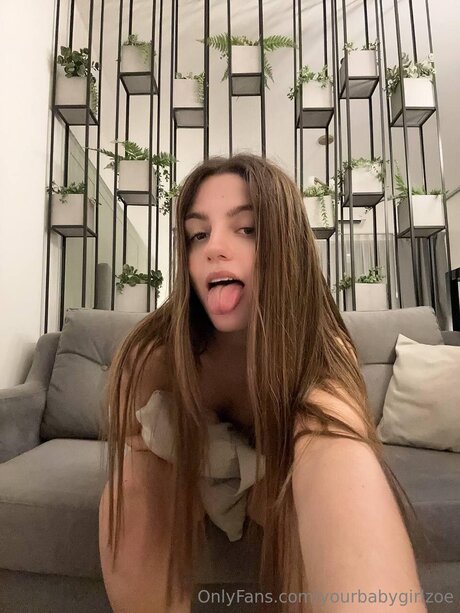 Yourbabygirlzoe pornstar naked images