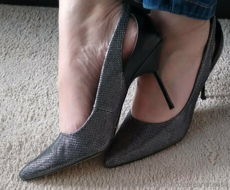 Troubleandtease xxx star photos