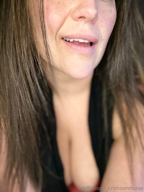 Crimsonmusewildfrisson hot model img