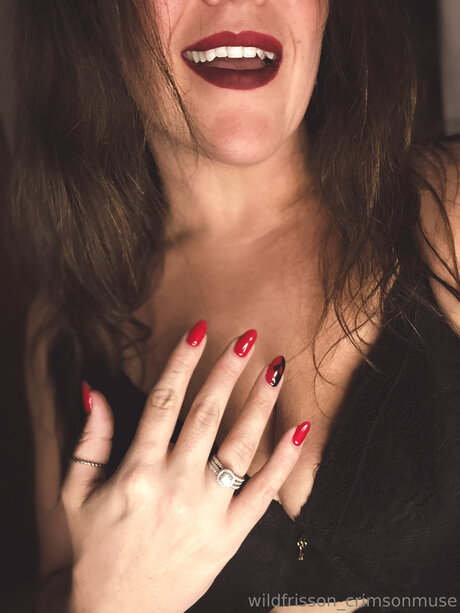 Crimsonmusewildfrisson sexy actress images