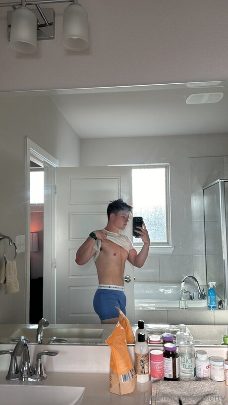 Itsmichaeldoherty star hot photos