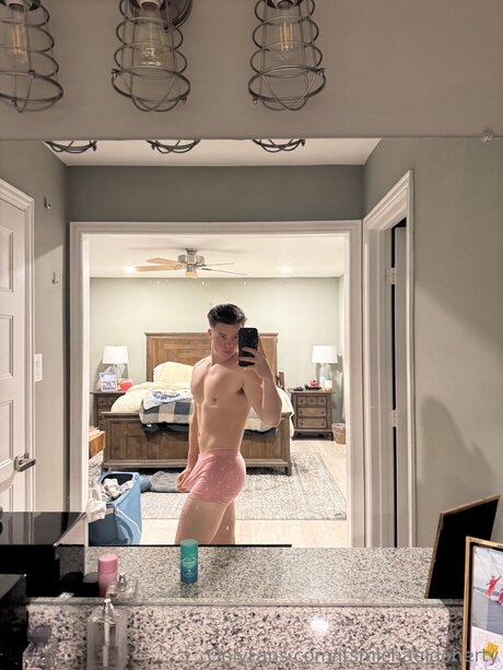 Itsmichaeldoherty pretty actress image