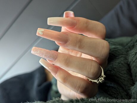 Clawqueen model xxx images