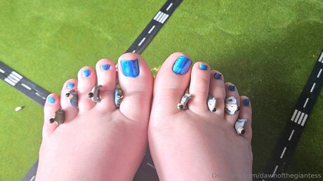 Dawnofthegiantess hd model galleries