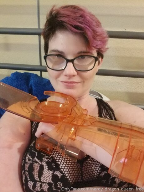 Nerdy Dragon Queen Free perfect star photo